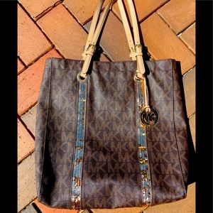 Michael Kors purse handbag bag with 2 rows of sequence